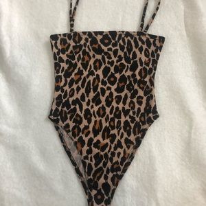 New with tags cheetah print bodysuit boohoo